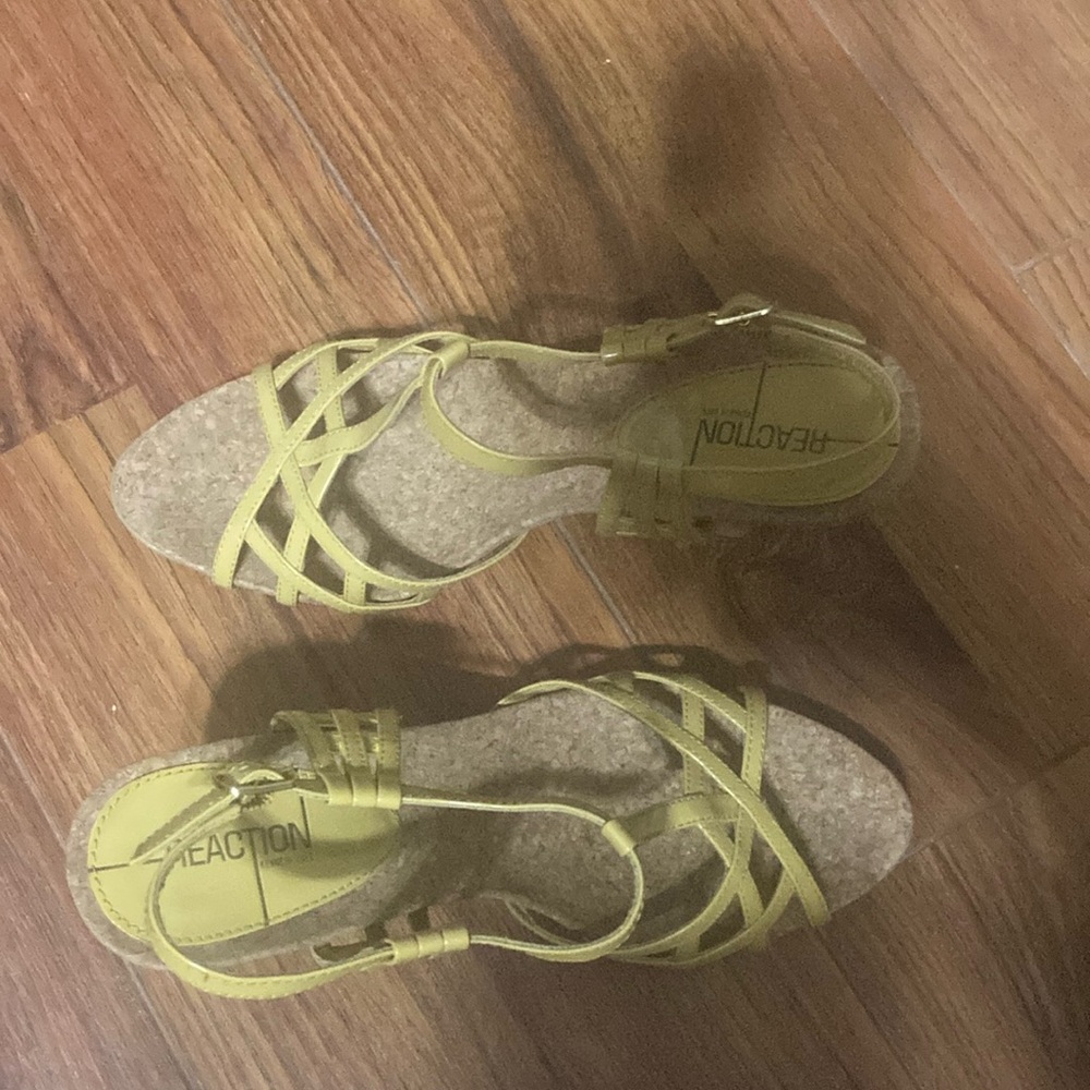 Kenneth Cole Reaction Yellow Strappy Sandals